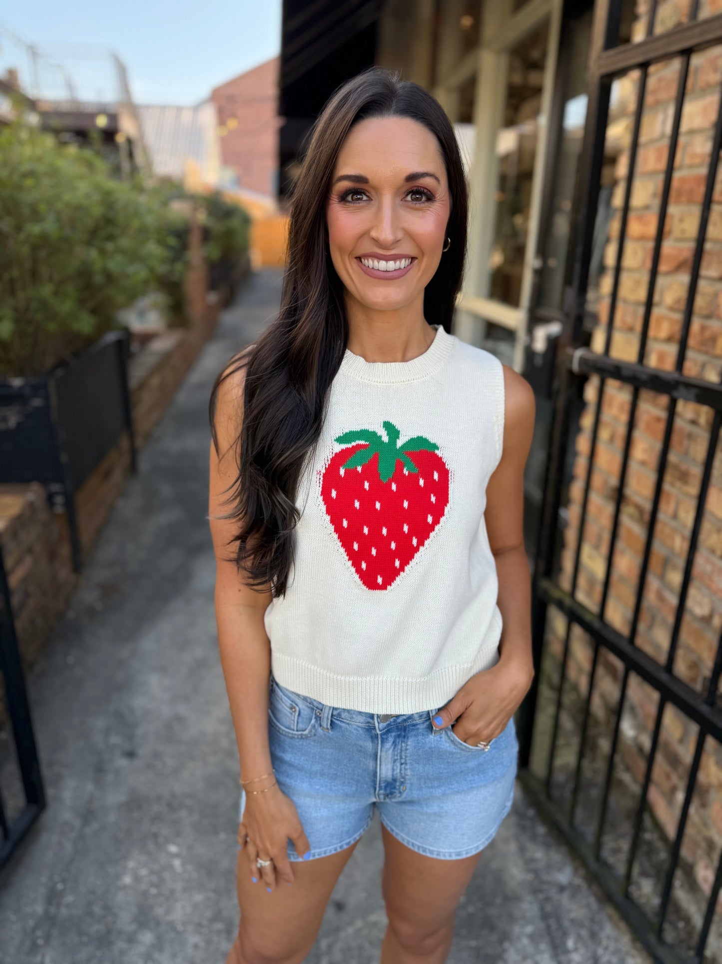 Strawberry Knit Tank- Cream