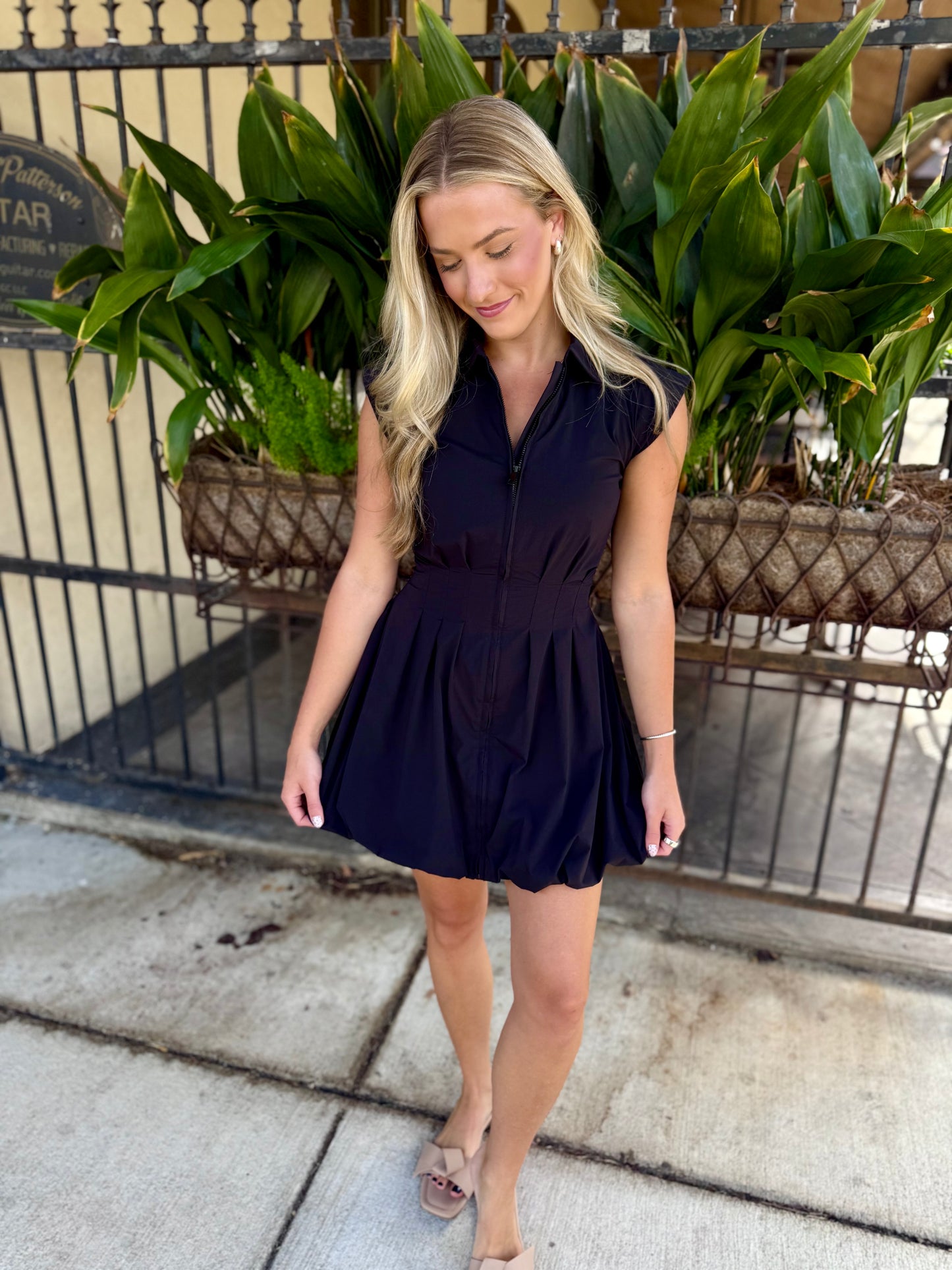 Dyanne Dress- Black