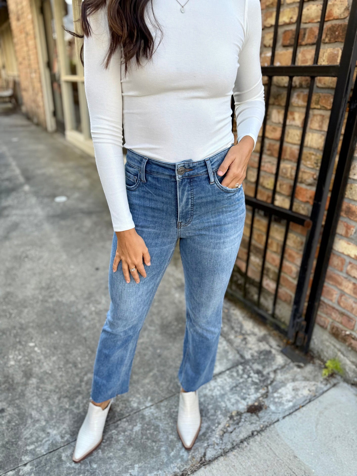 Kelsey (Acceptance) HR Ankle Flare- Lt Base