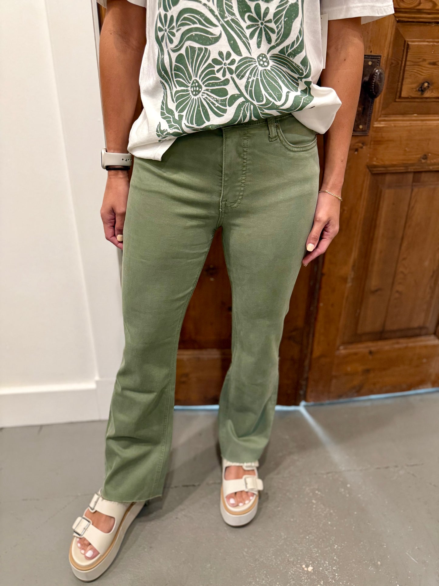 Kelsey (Sage) HR Ankle Flare