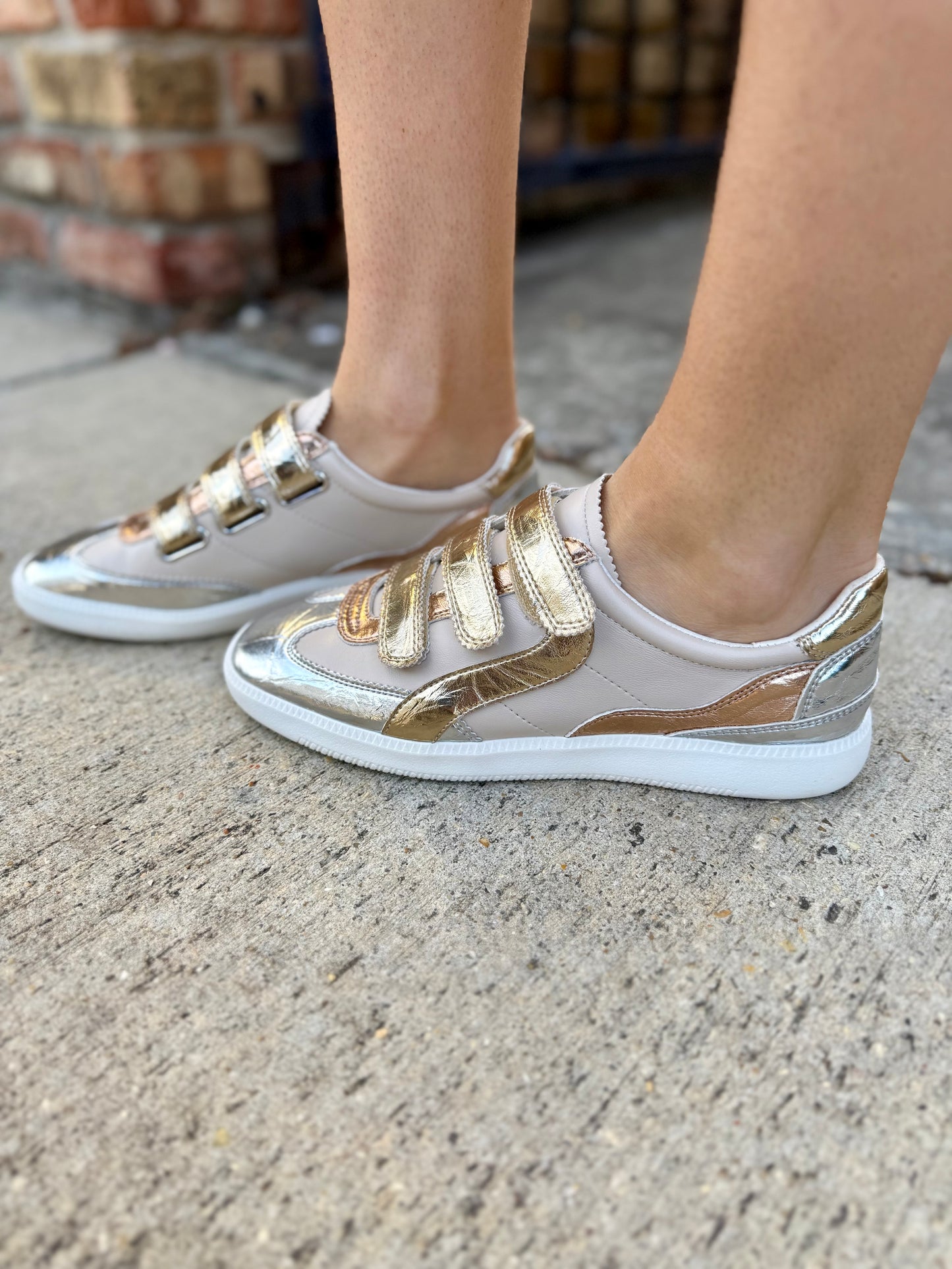 Lizzie Metallic Sneaker