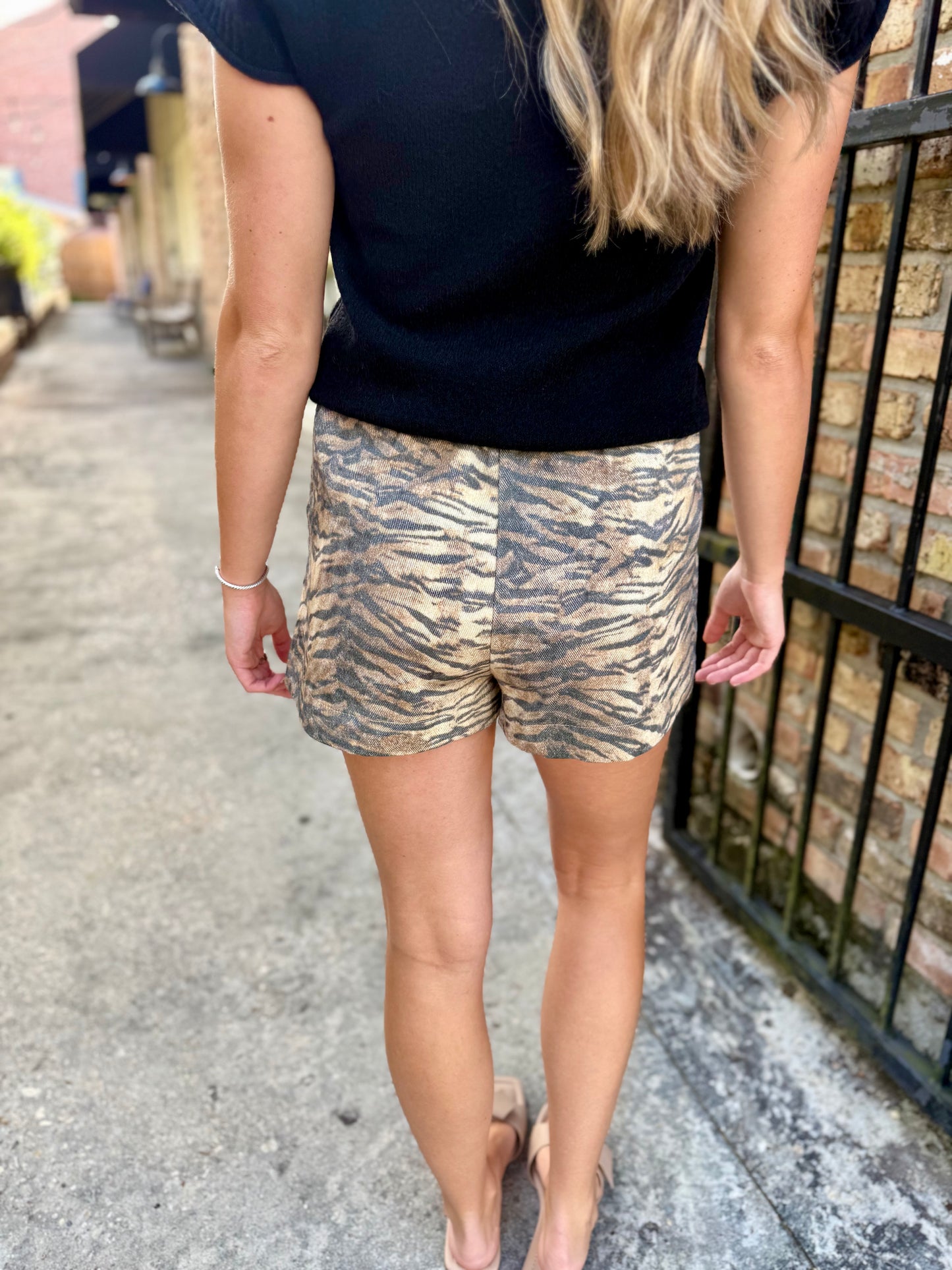 Tiger Elastic Shorts