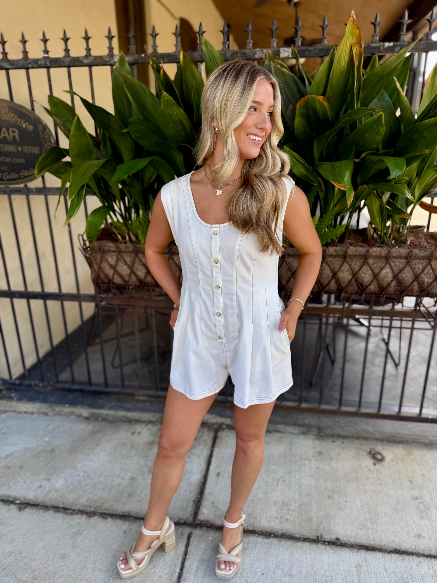 Landon Scoop Neck Romper- Ivory