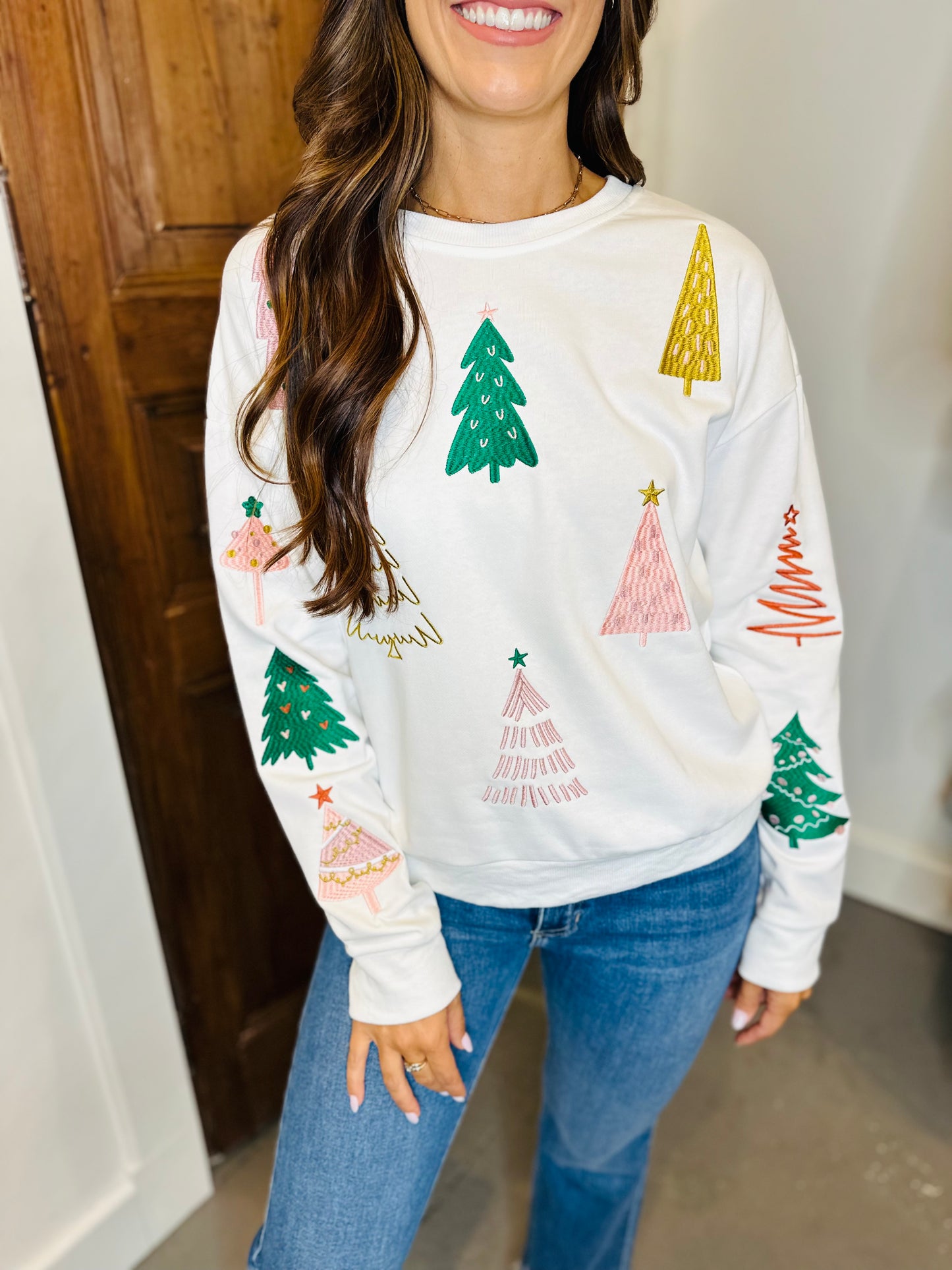 Tree Embroidery Sweatshirt- White