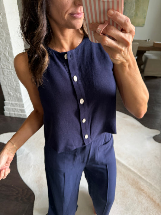 Shell Button Linen Top- Navy