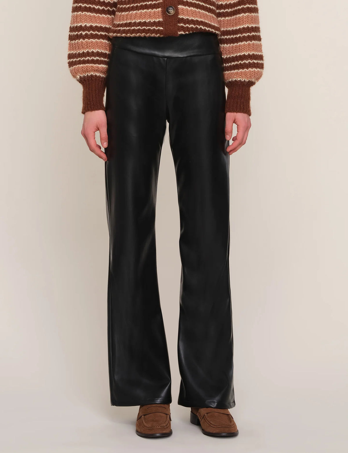 Nicia Pant- Black