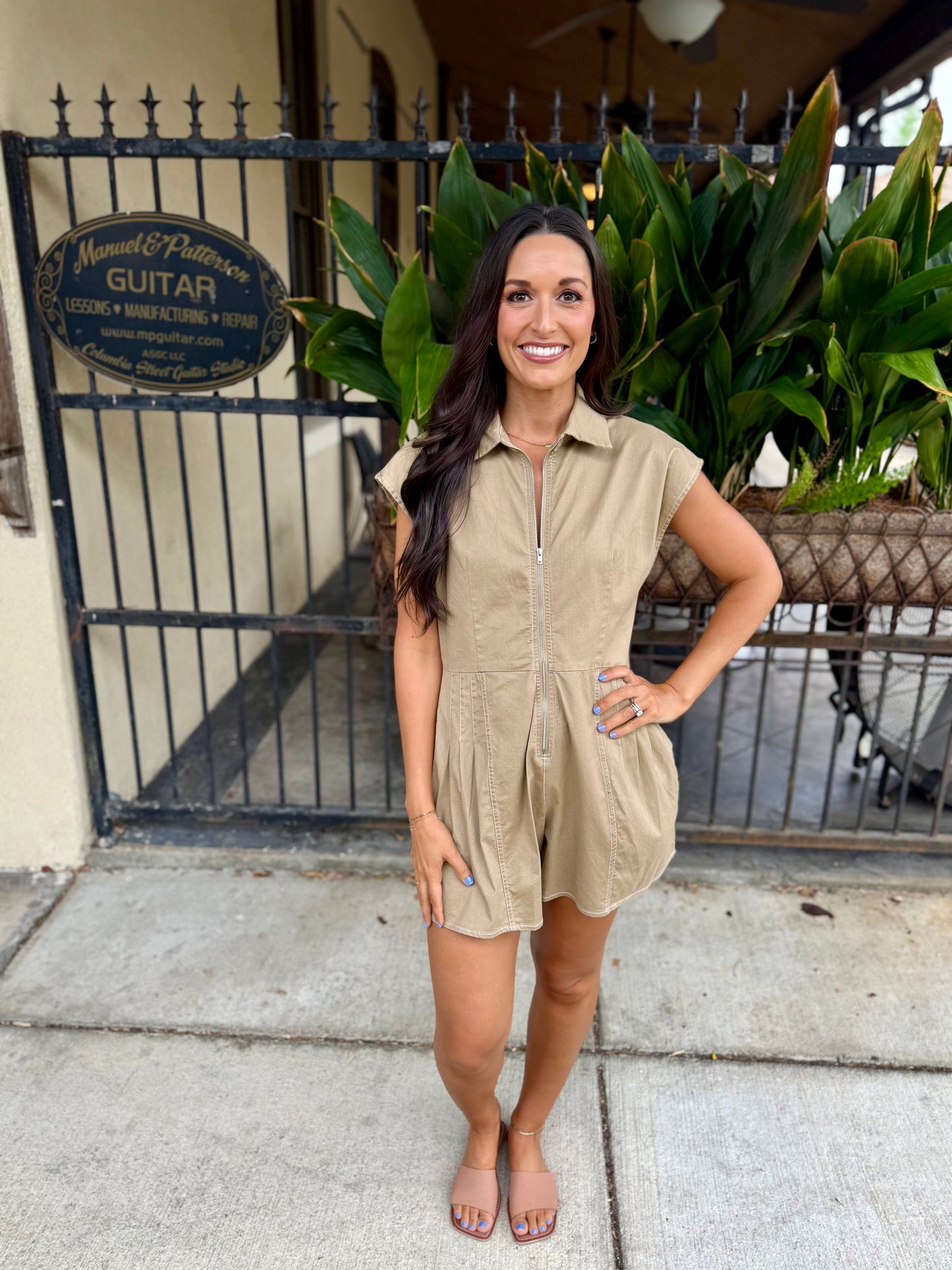 Seedling Contrast Stitch Romper- Khaki Ivory