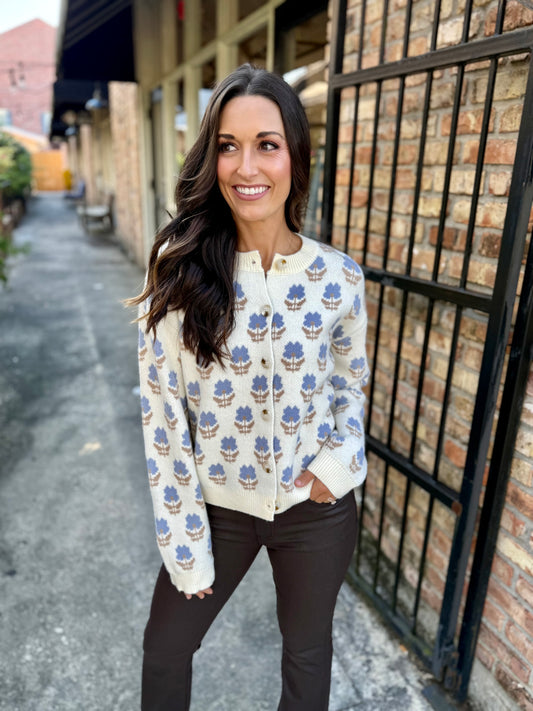 Revive Jacquard Cardigan- Cream/Blue