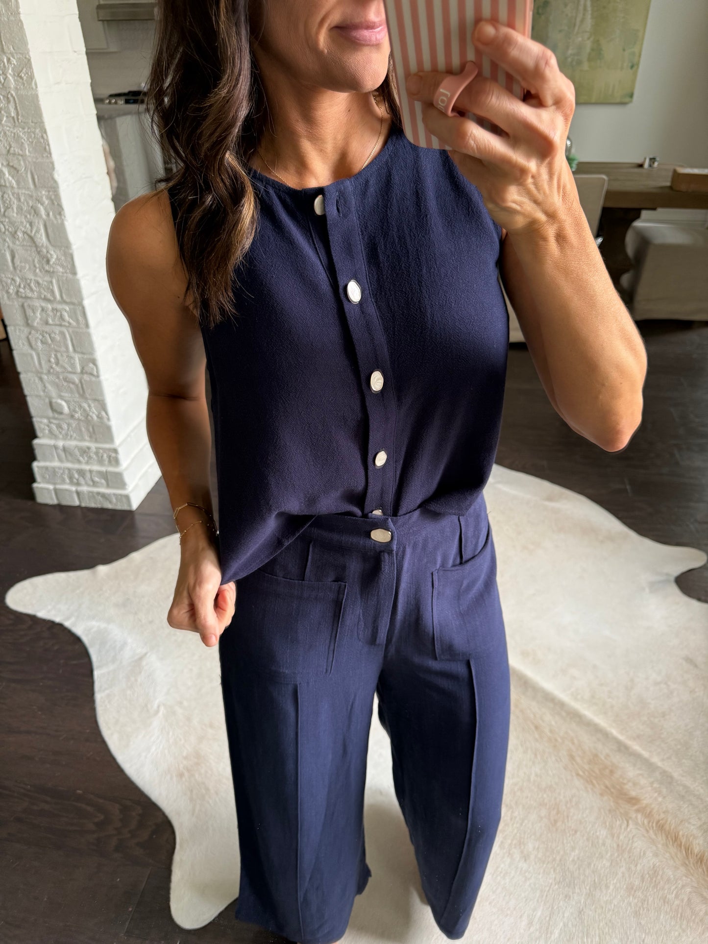 Shell Button Linen Top- Navy