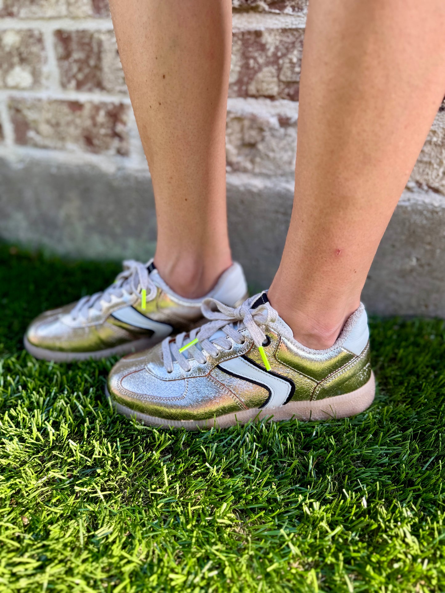 Sylvia Sneakers- Gold