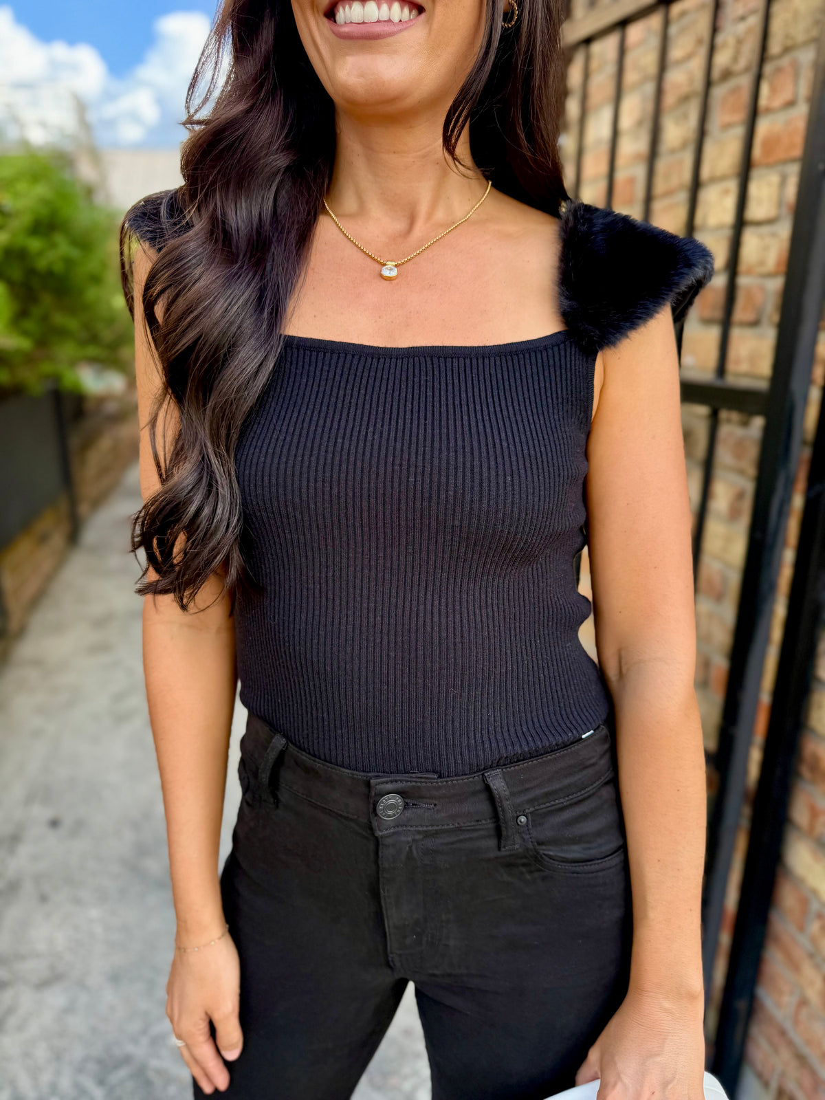 Madelyn Sweater Top- Black