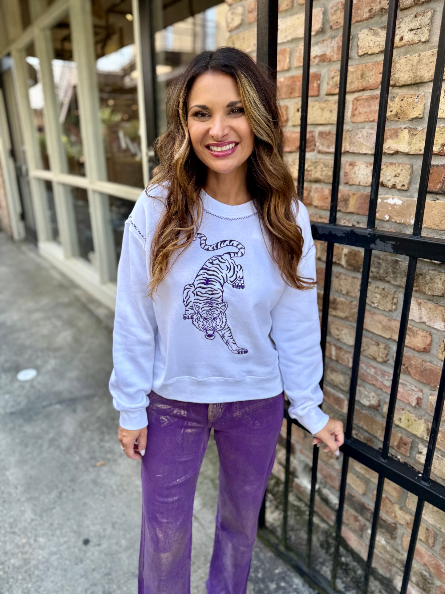 Embroidered Tiger Sweatshirt- White