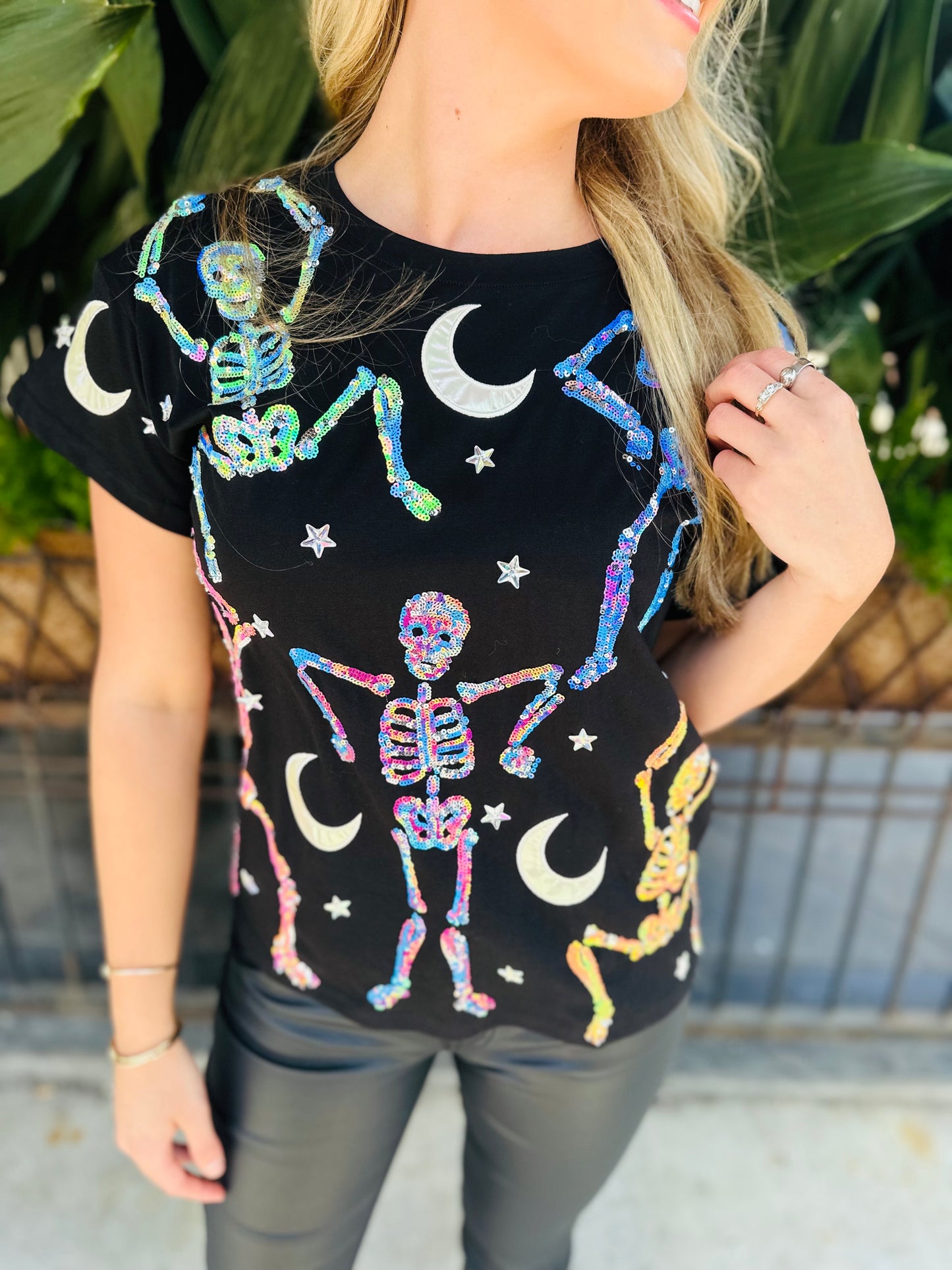 Dancing Skeleton Tee- Black