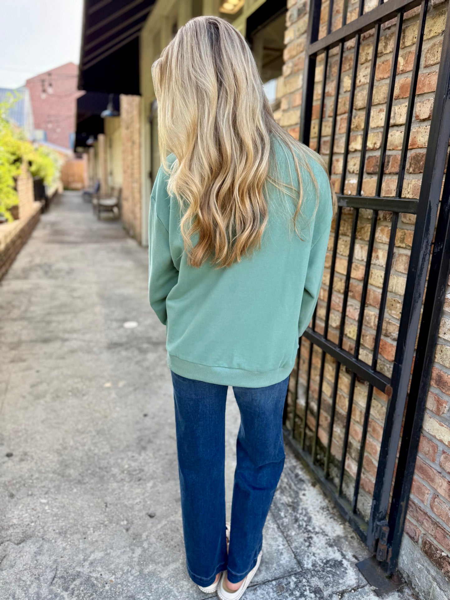 Queen Mahj Sweatshirt