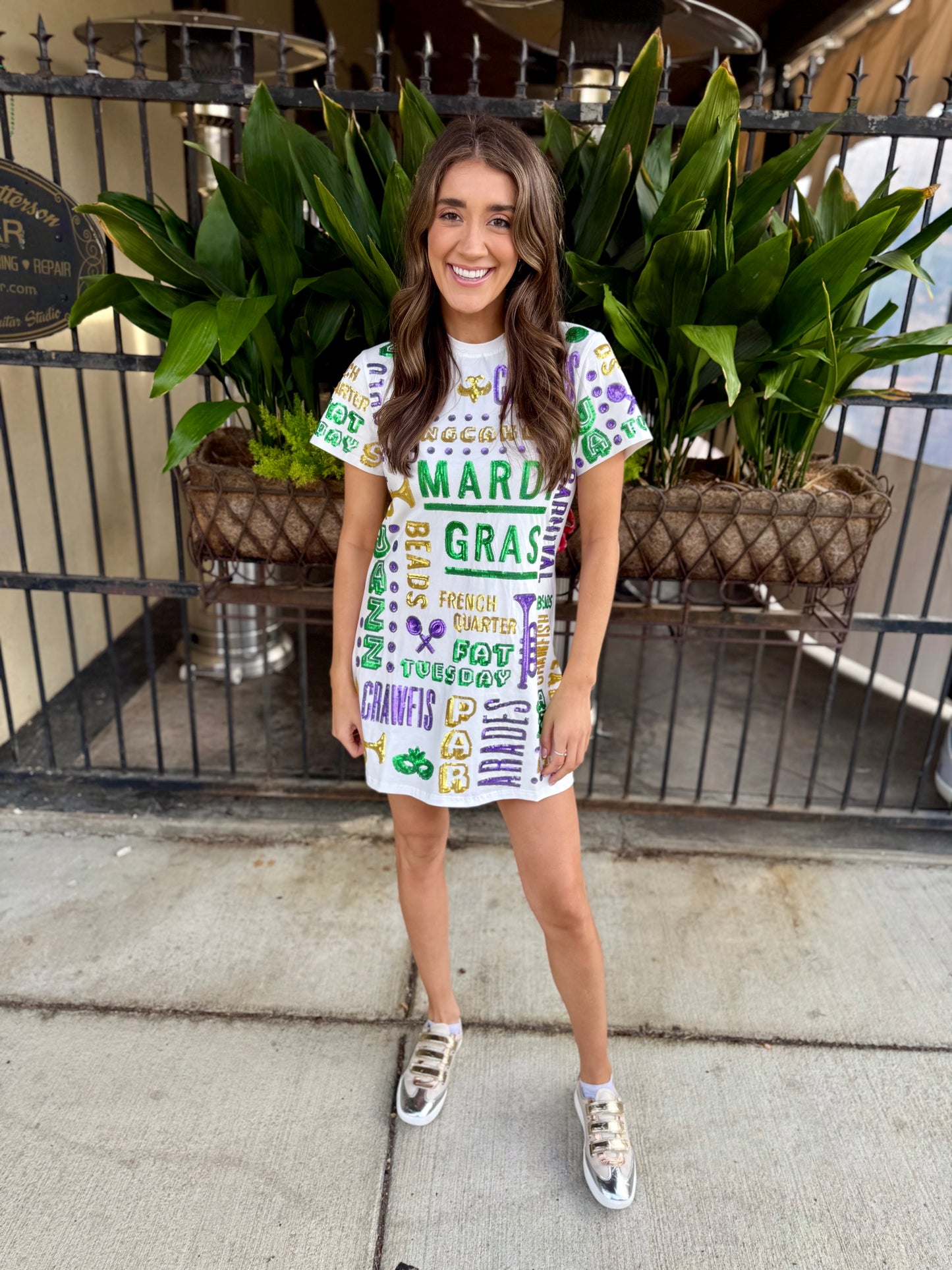 QOS bead Tree Frill Edge Tee