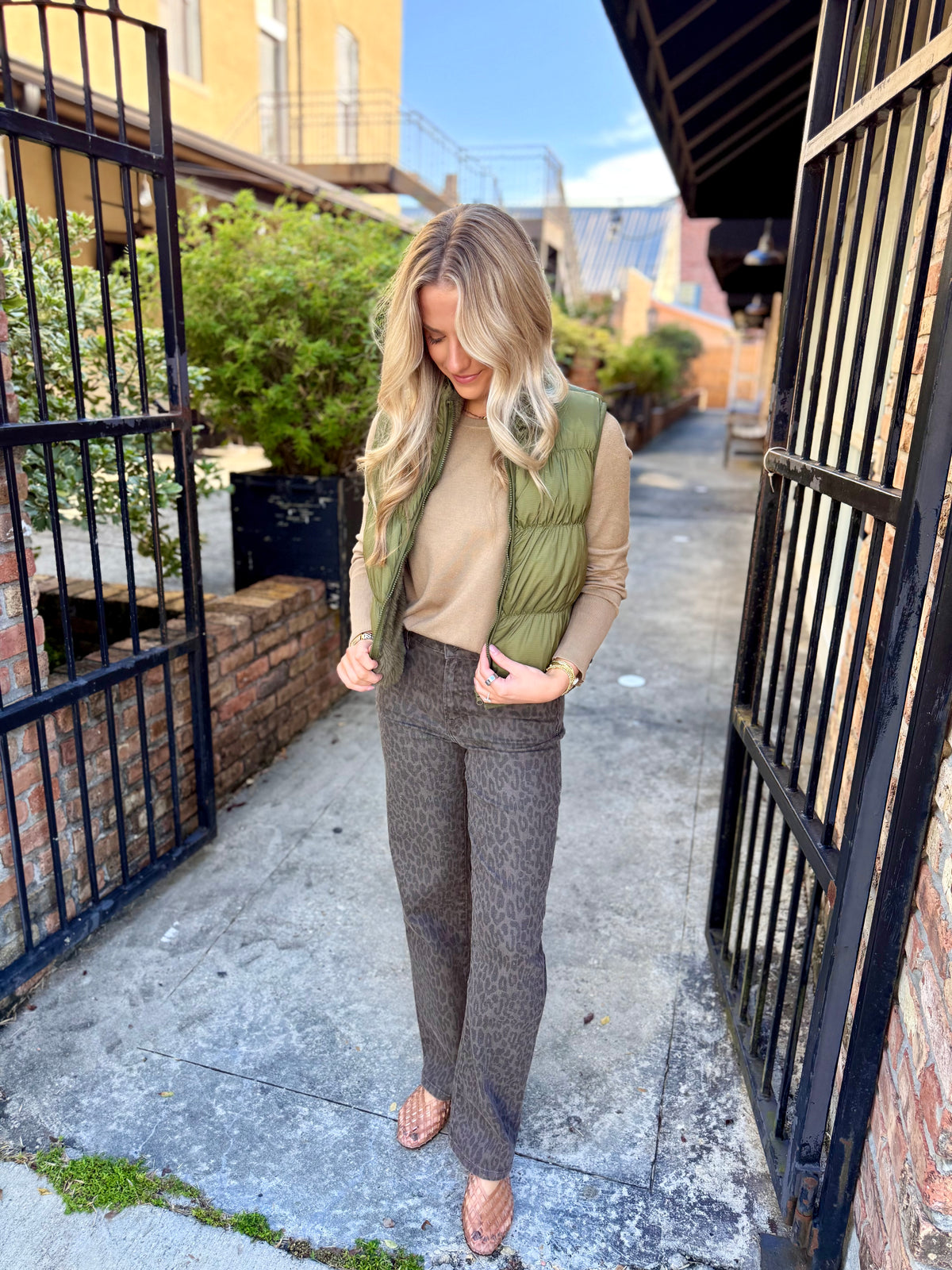 Brady Vest- Olive