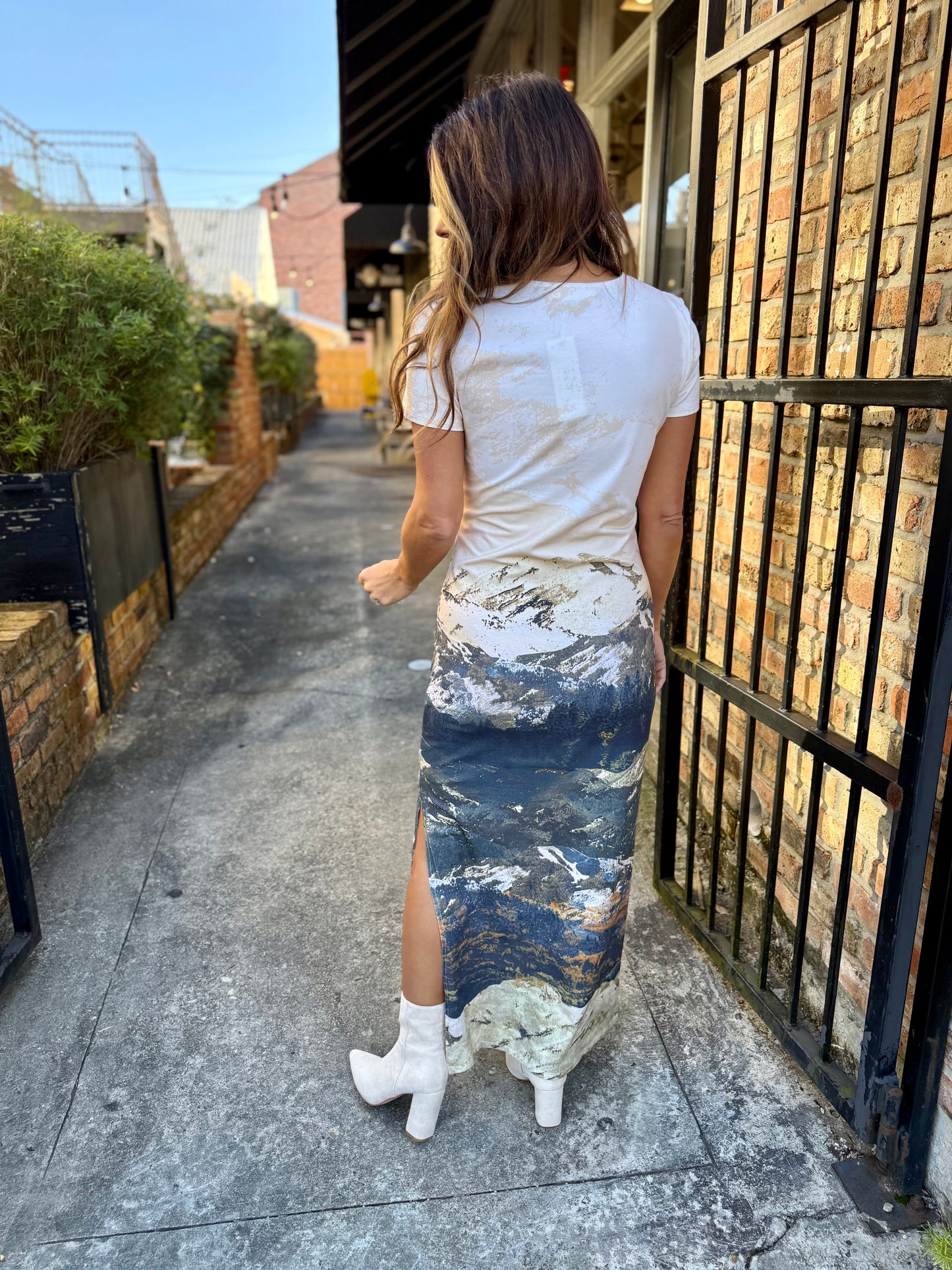 Wondrous Sight Graphic Maxi Dress