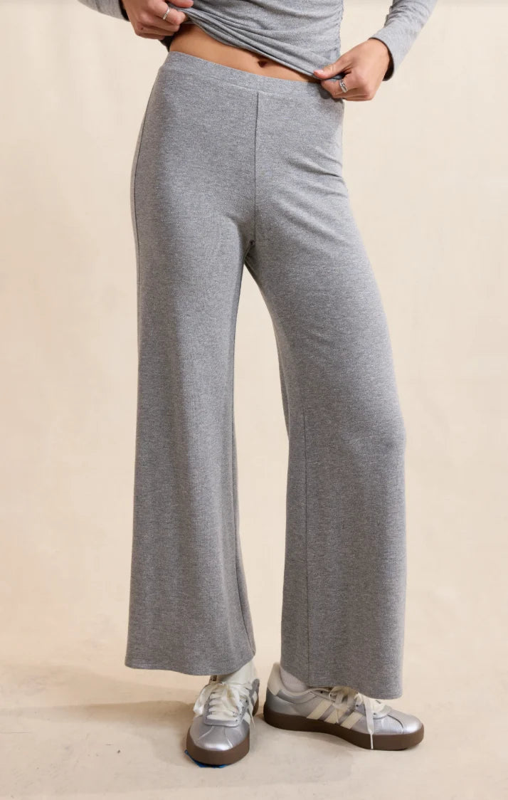 Page Turner Wide Leg Pants- Gray