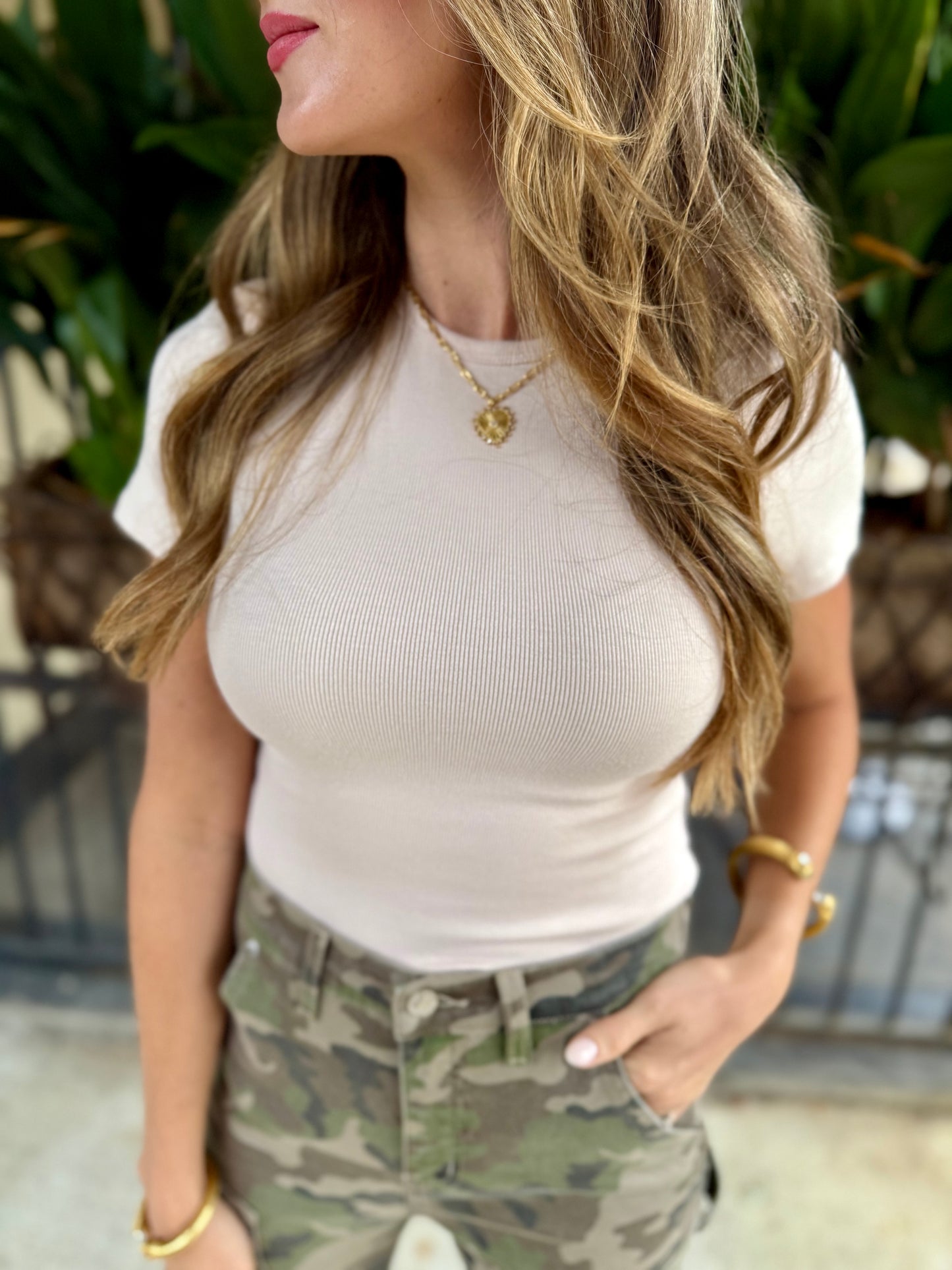 Ronan Fitted Crop Tee- Cream