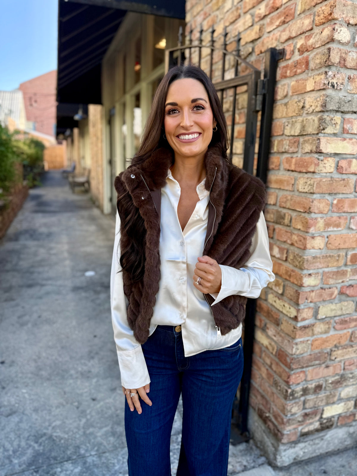 Luxie Vest- Dk Espresso