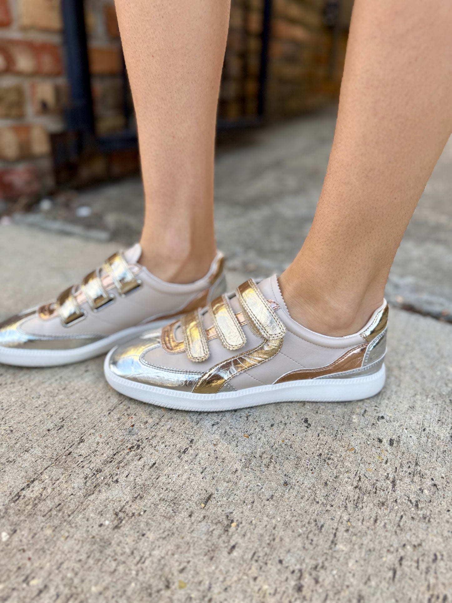 Lizzie Metallic Sneaker