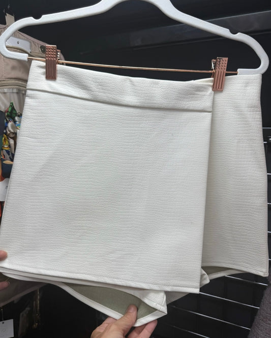 Take Care Skort- White Croc