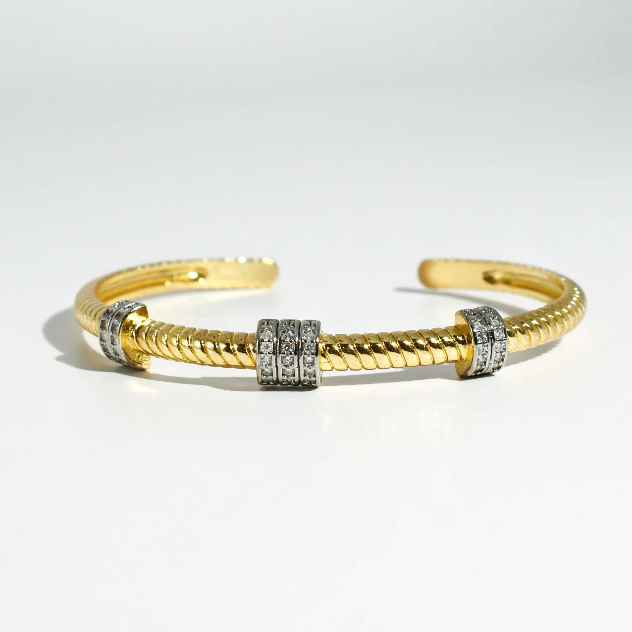 Clara Bangle