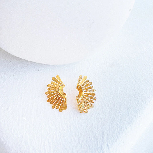 Abanico Wing Earrings- Gold