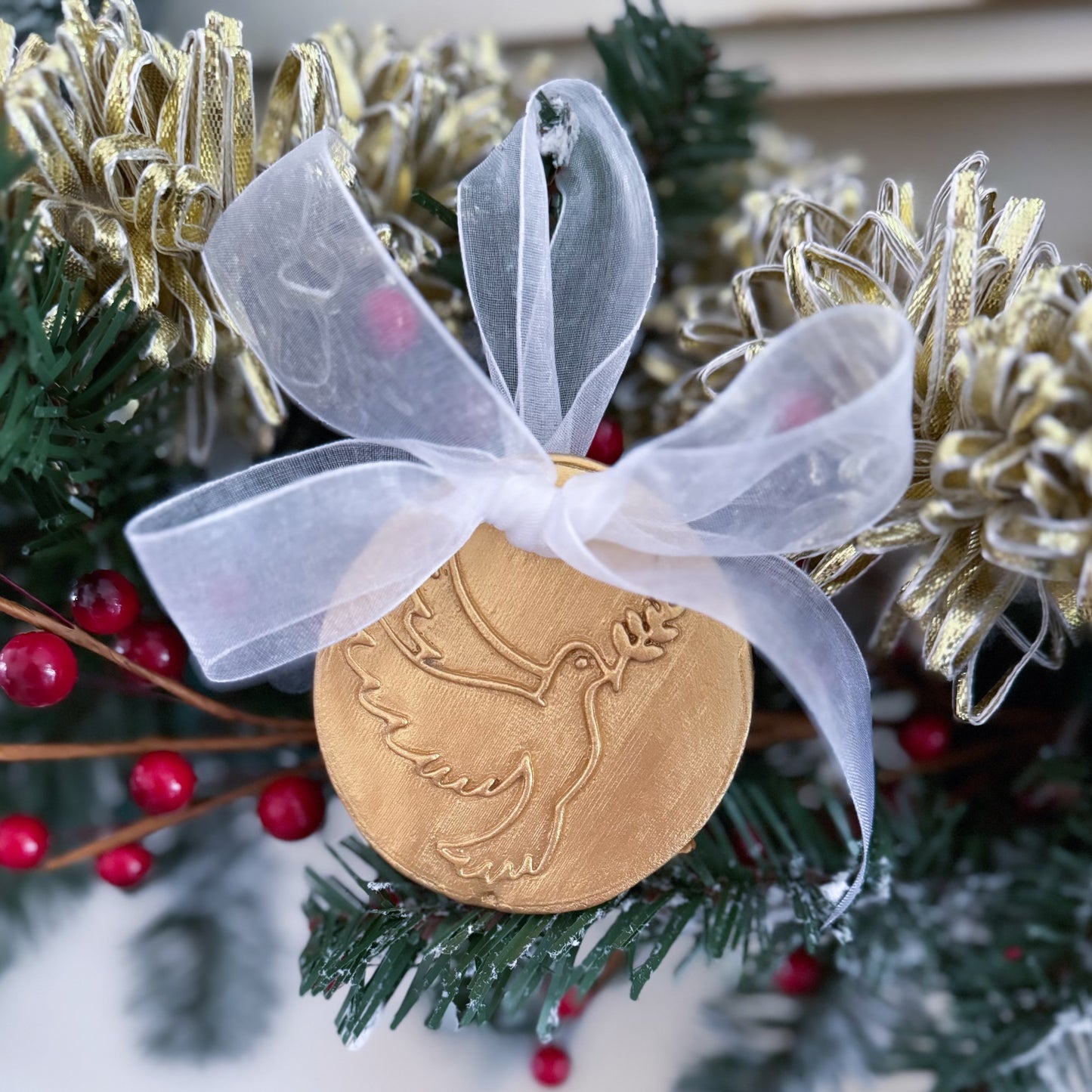 Dove Ornament- Gold