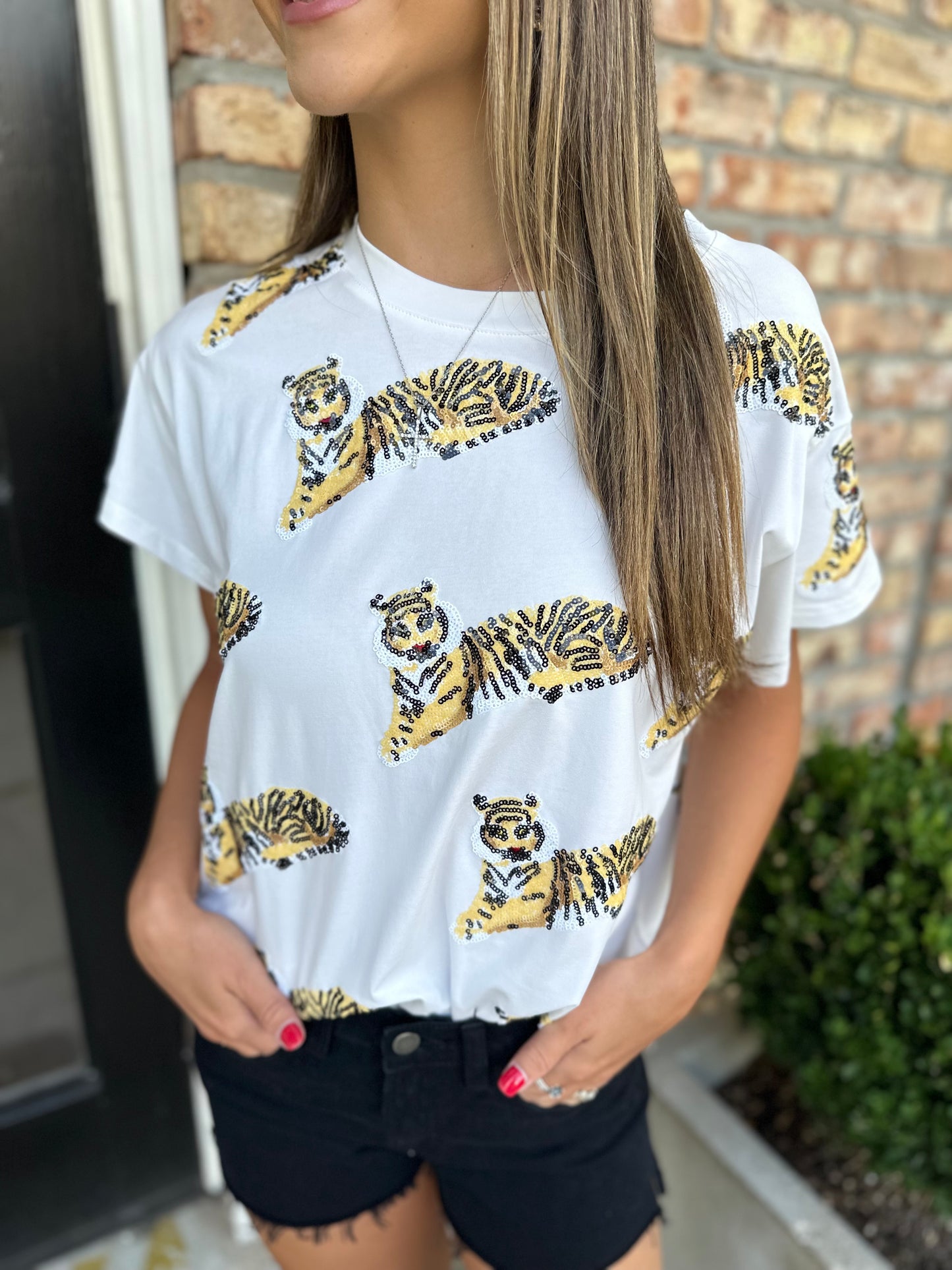 Scattered Tiger Tee