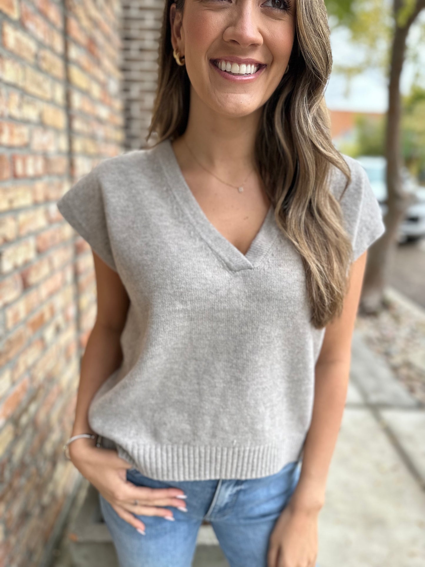 Nellie Sweater Vest Top- Oatmeal