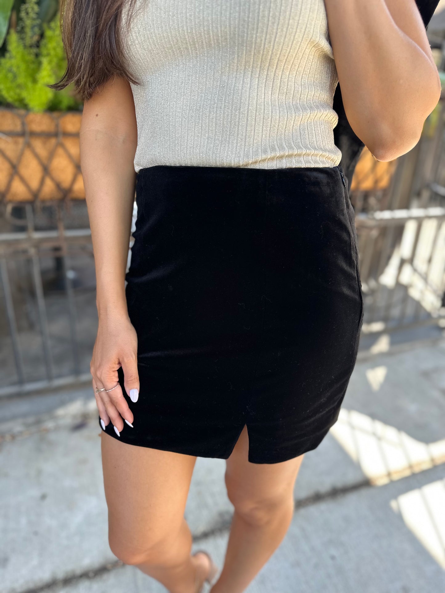 Ashley Velvet Skirt- Black