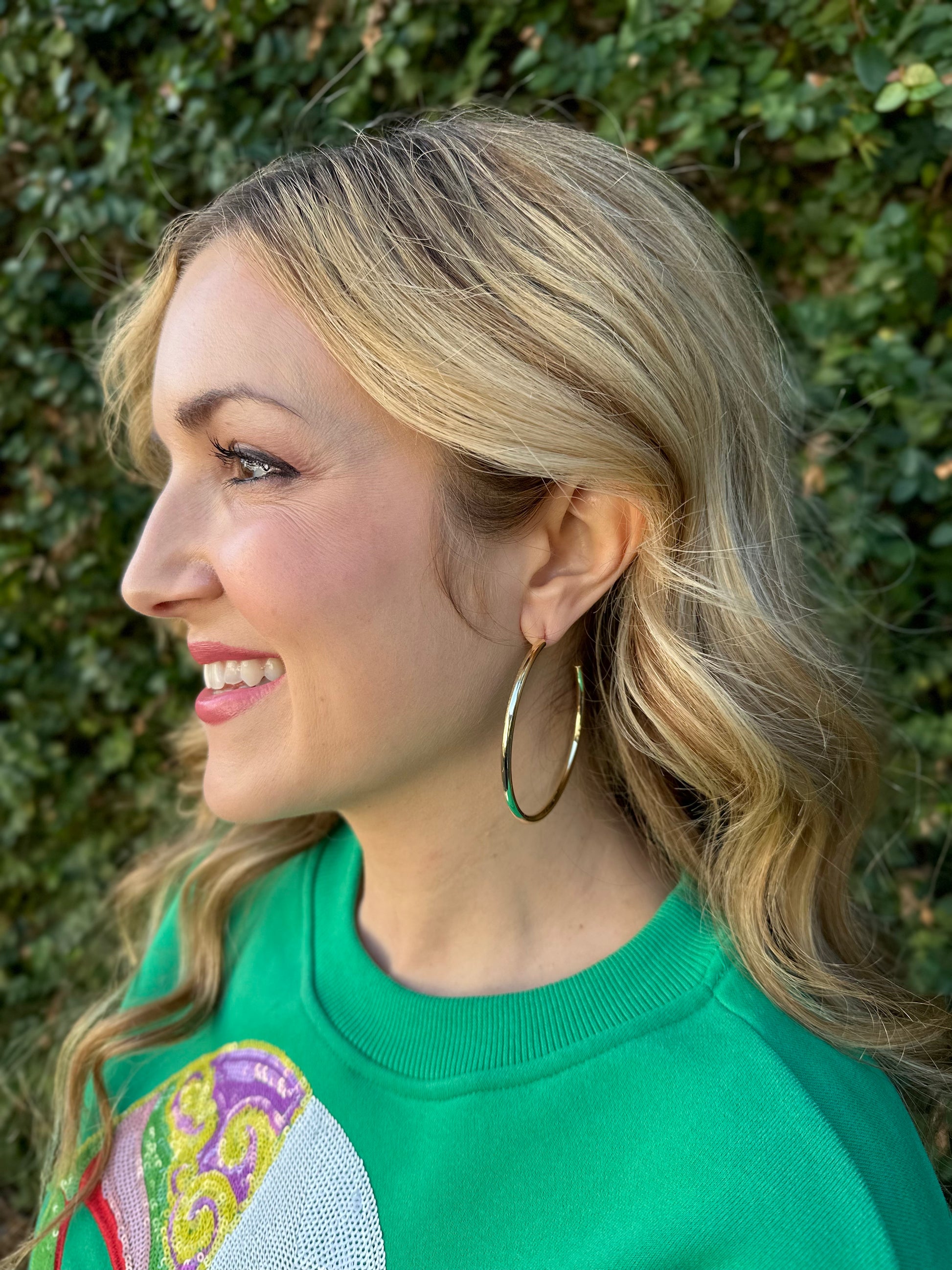 Boutique 2025 hoop earrings